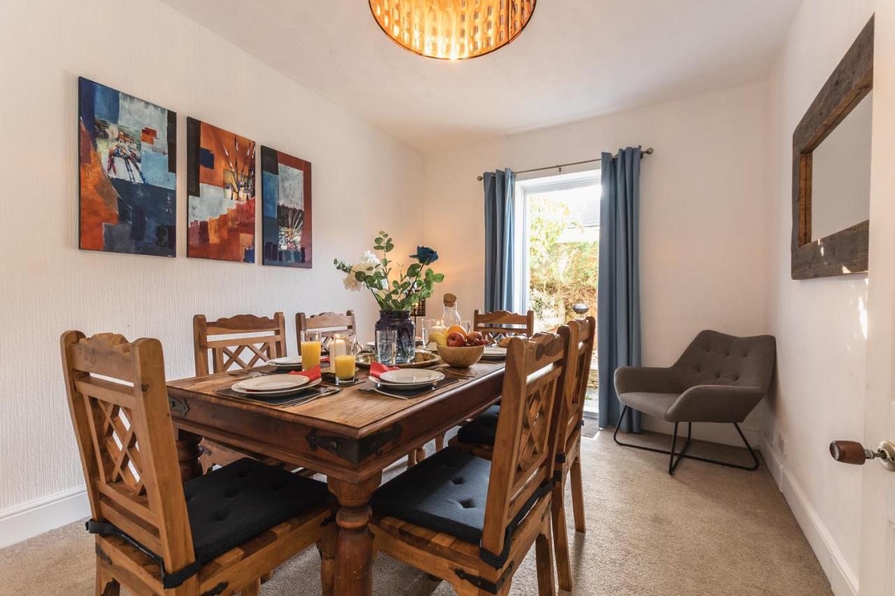 3-Bedroom House L Fast Wi-Fi L Garden L Newly Decorated L Close To Shops And Restaurants 伯恩茅斯 外观 照片