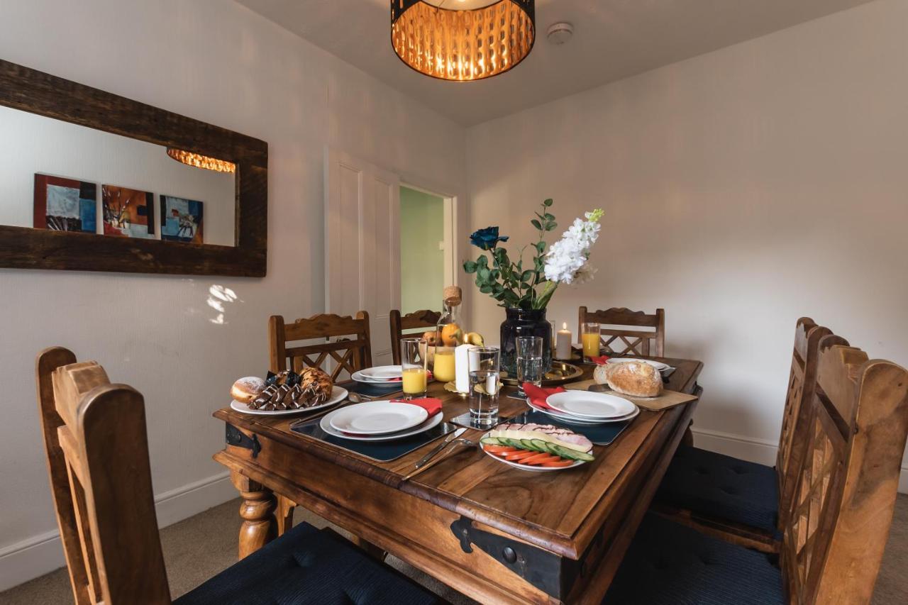 3-Bedroom House L Fast Wi-Fi L Garden L Newly Decorated L Close To Shops And Restaurants 伯恩茅斯 外观 照片